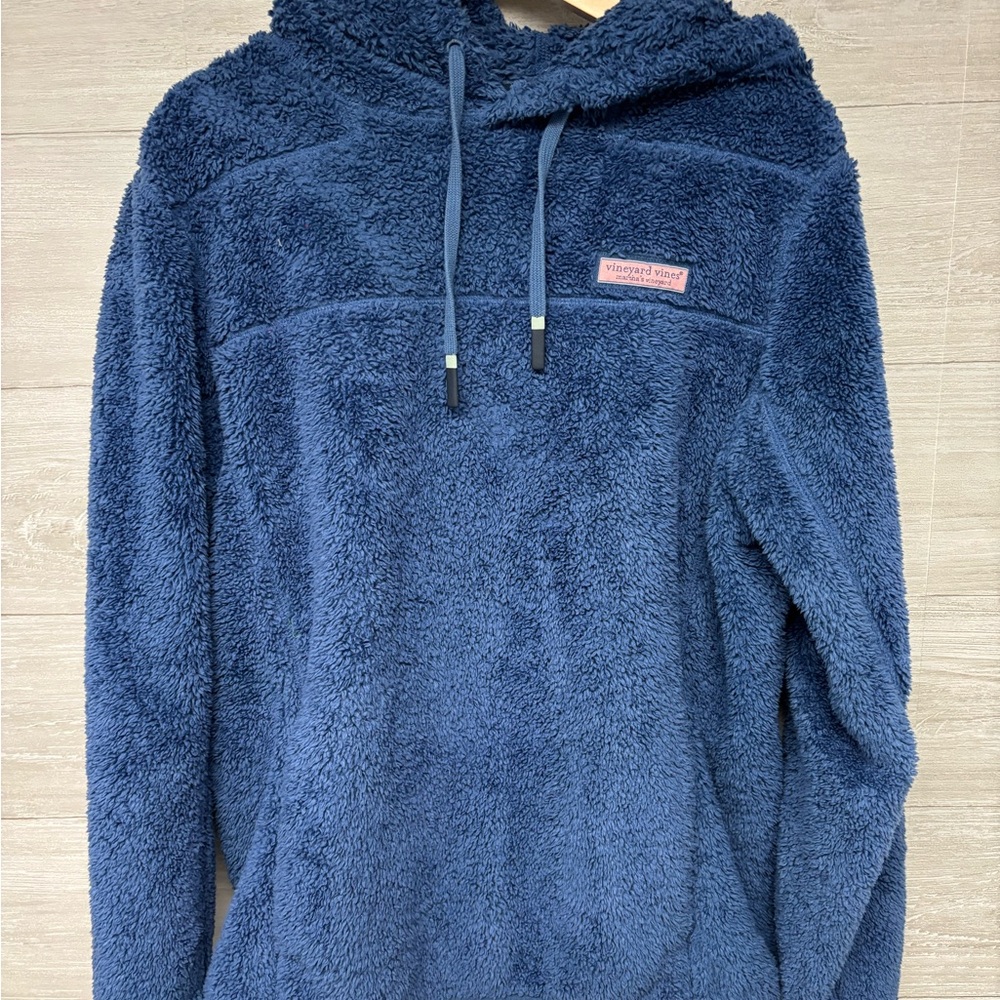 | Vineyard Vines | hoodie. Size S.